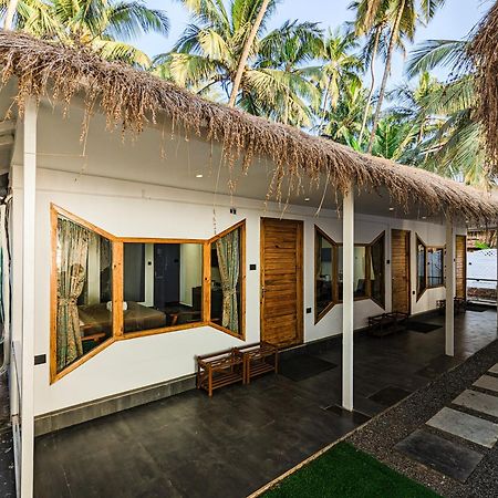 Aqua Beach Stays Ashwem Mandrem Extérieur photo