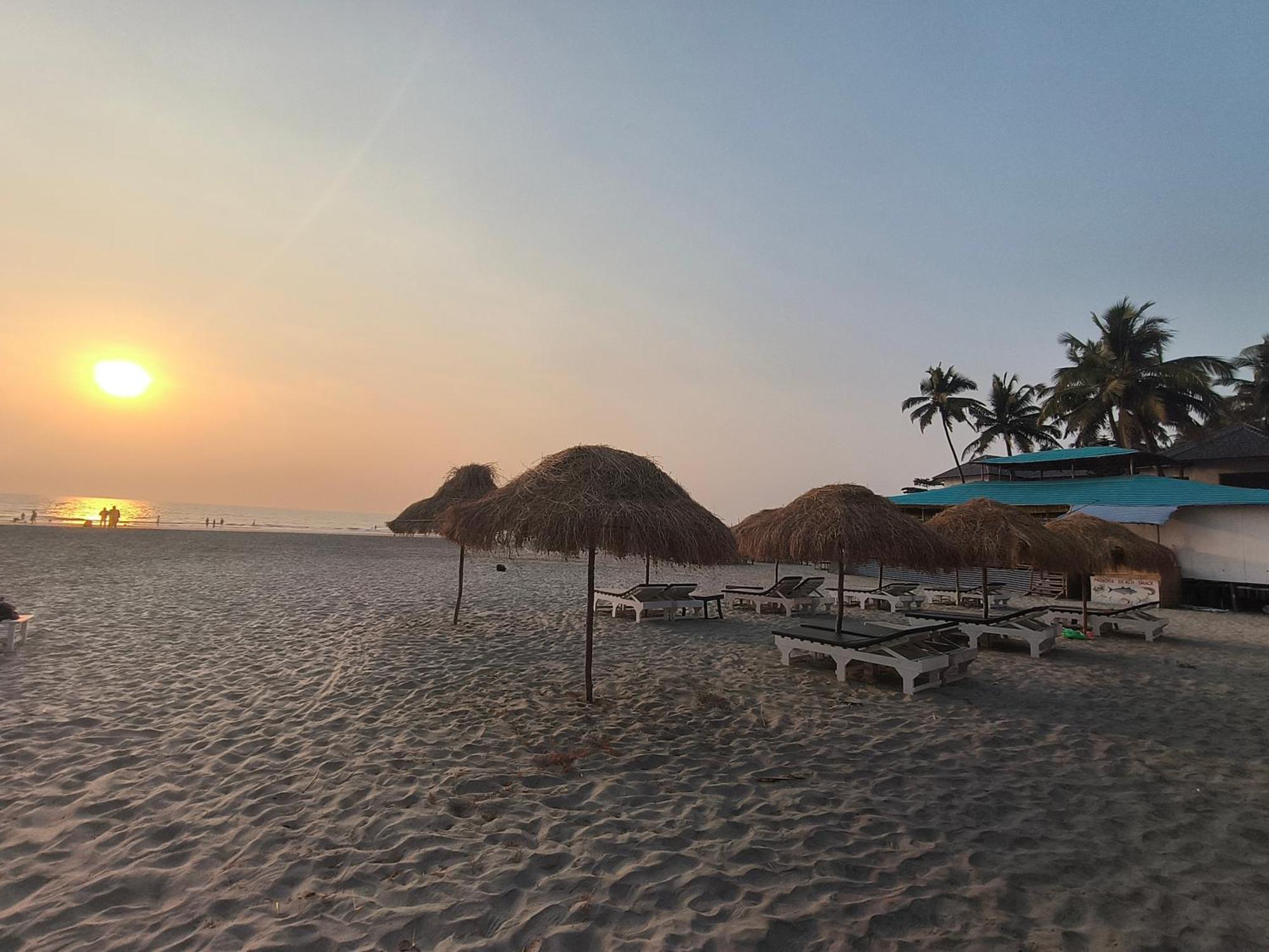 Aqua Beach Stays Ashwem Mandrem Extérieur photo