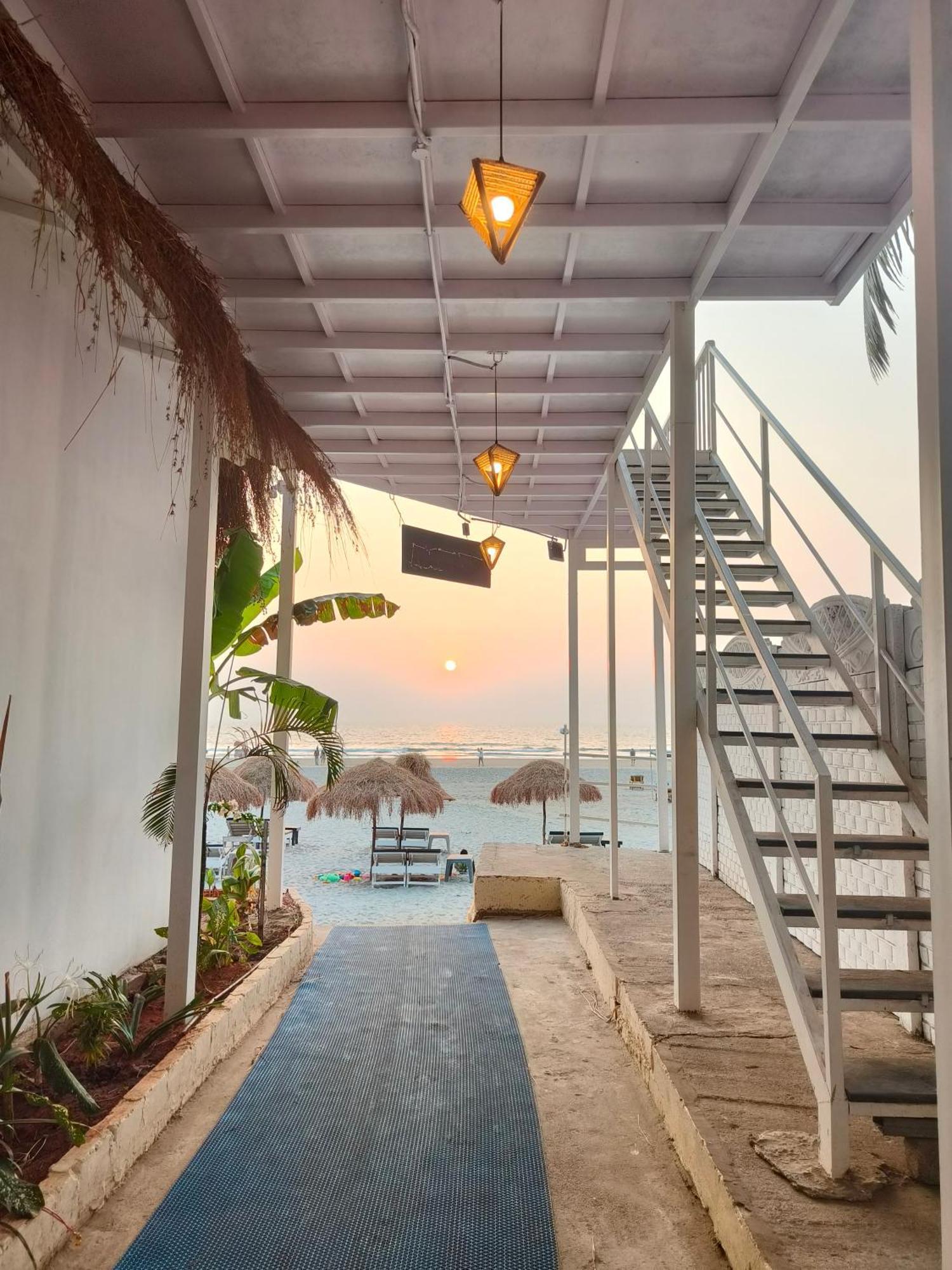 Aqua Beach Stays Ashwem Mandrem Extérieur photo