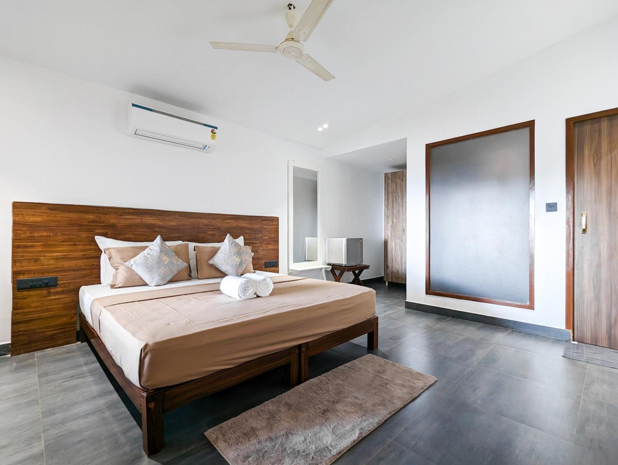 Aqua Beach Stays Ashwem Mandrem Extérieur photo