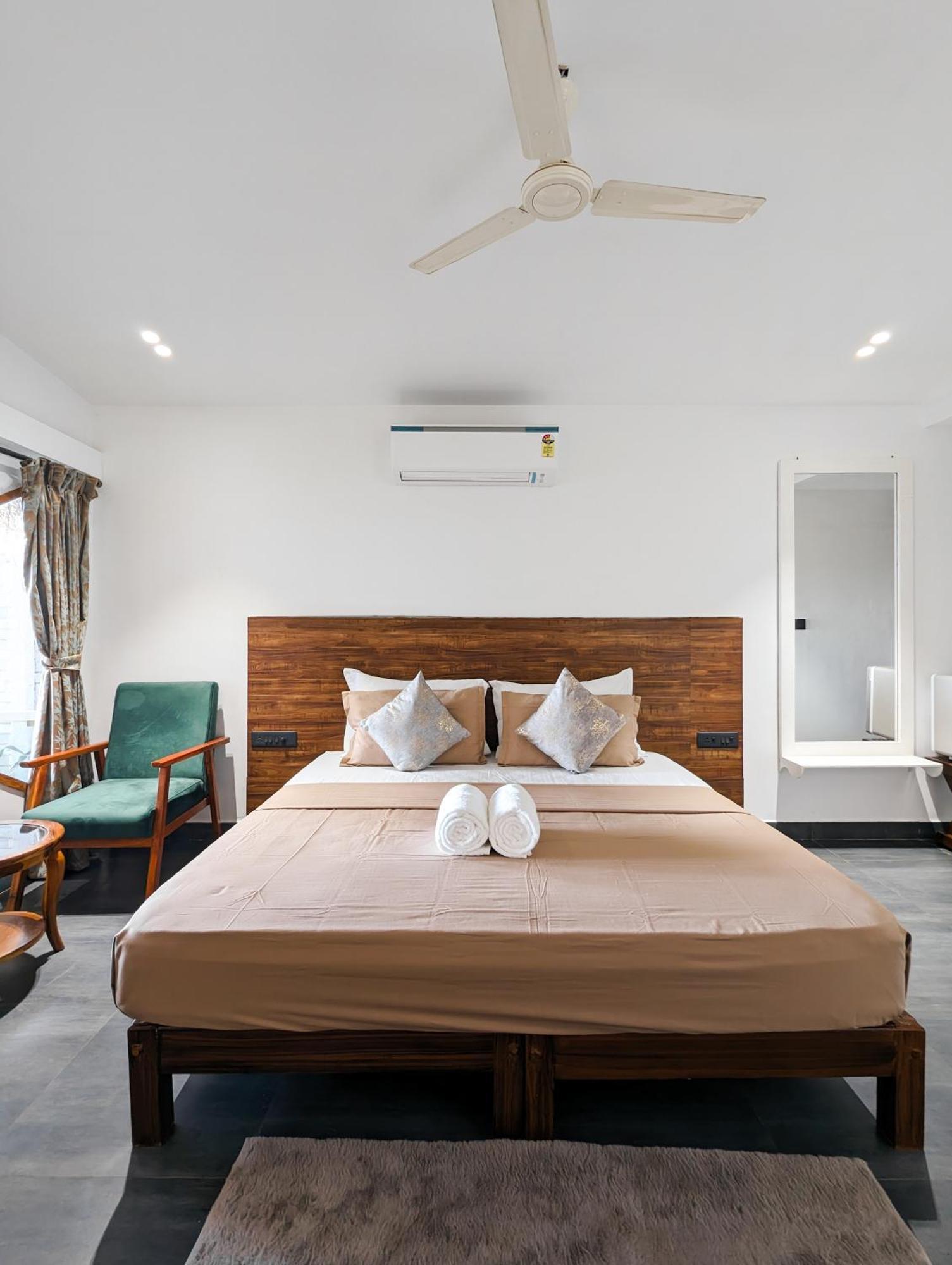 Aqua Beach Stays Ashwem Mandrem Extérieur photo